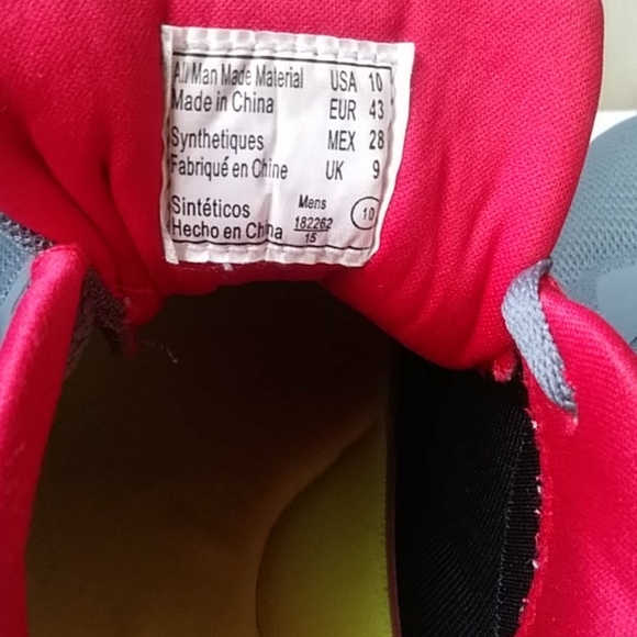 CHAMPION - Picture 3 of 6